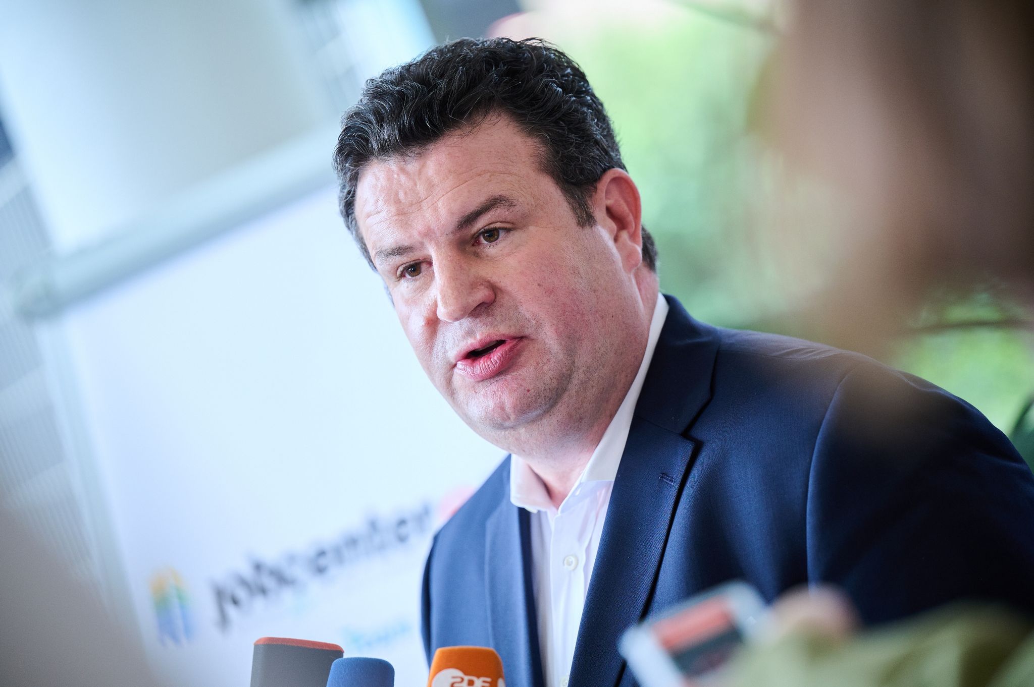Bundesregierung will Fachkräfte im In- und Ausland gewinnen