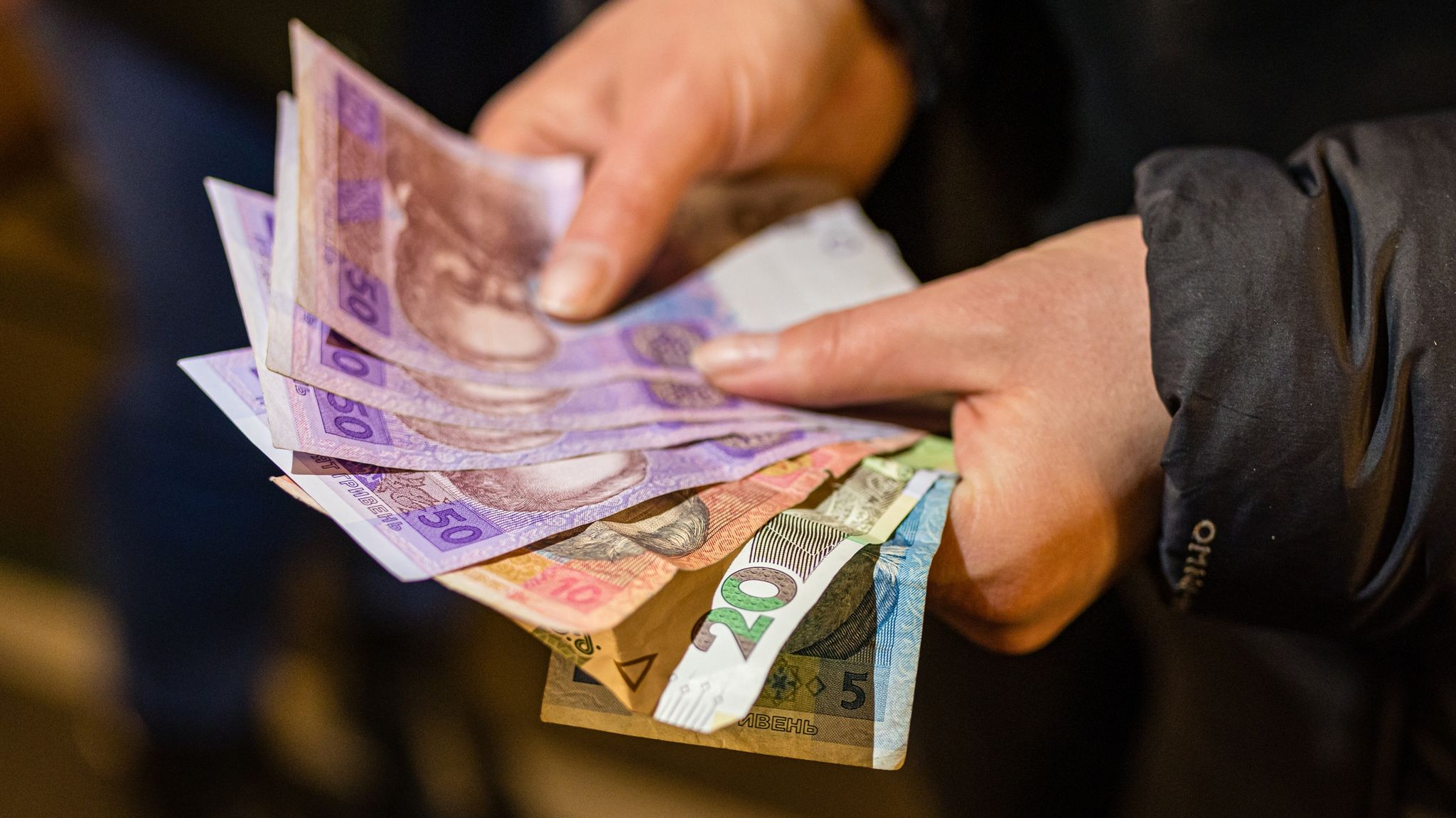 Ukrainer können Landeswährung bis Ende Oktober umtauschen
