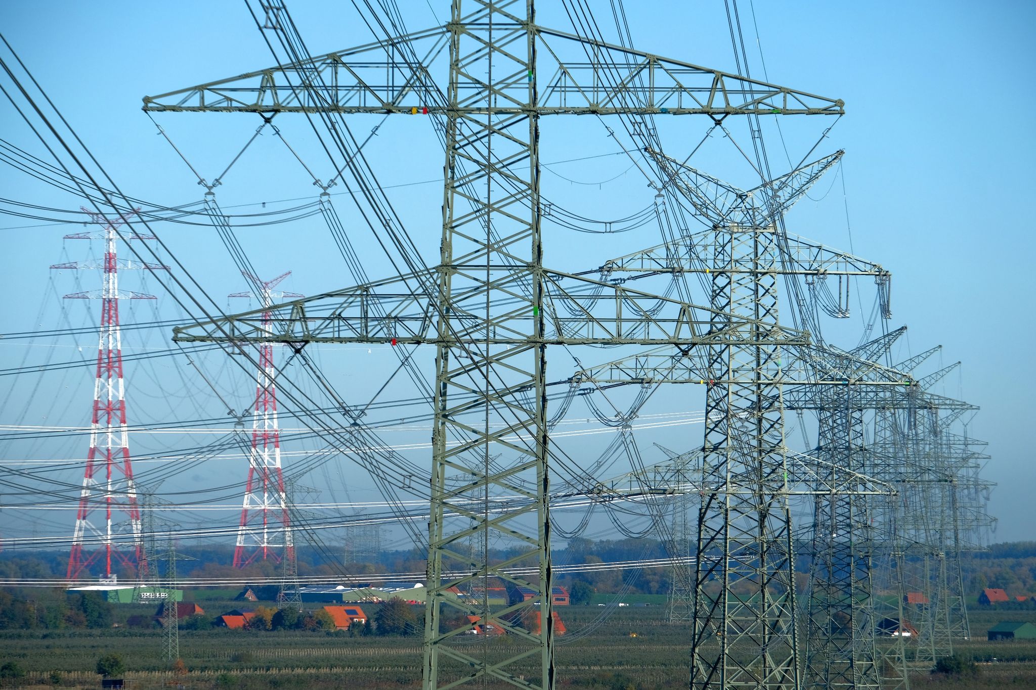 Verivox: Stromnetzgebühren steigen 2023 stark