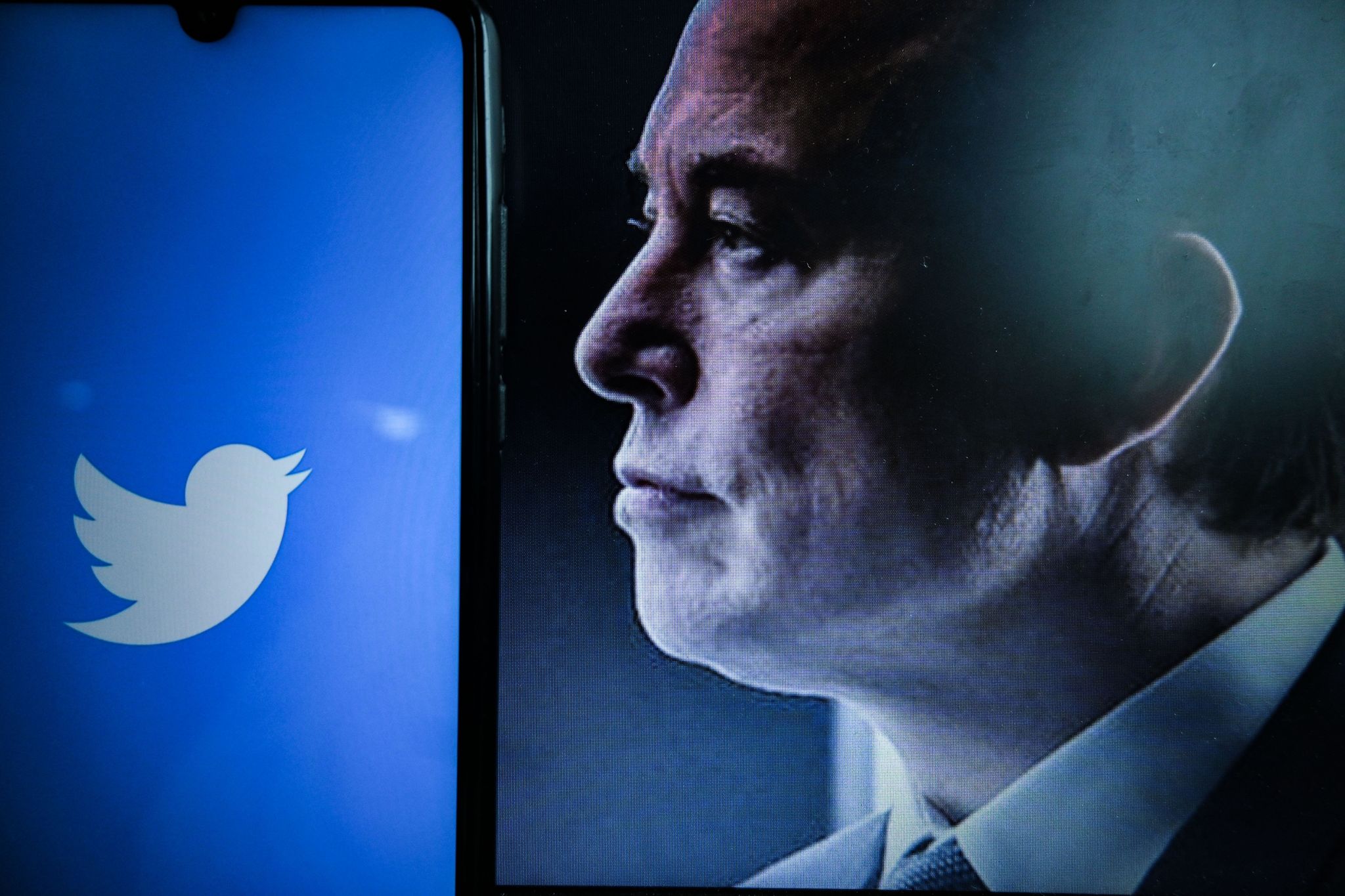 Musk fängt mit Umbau von Twitter an