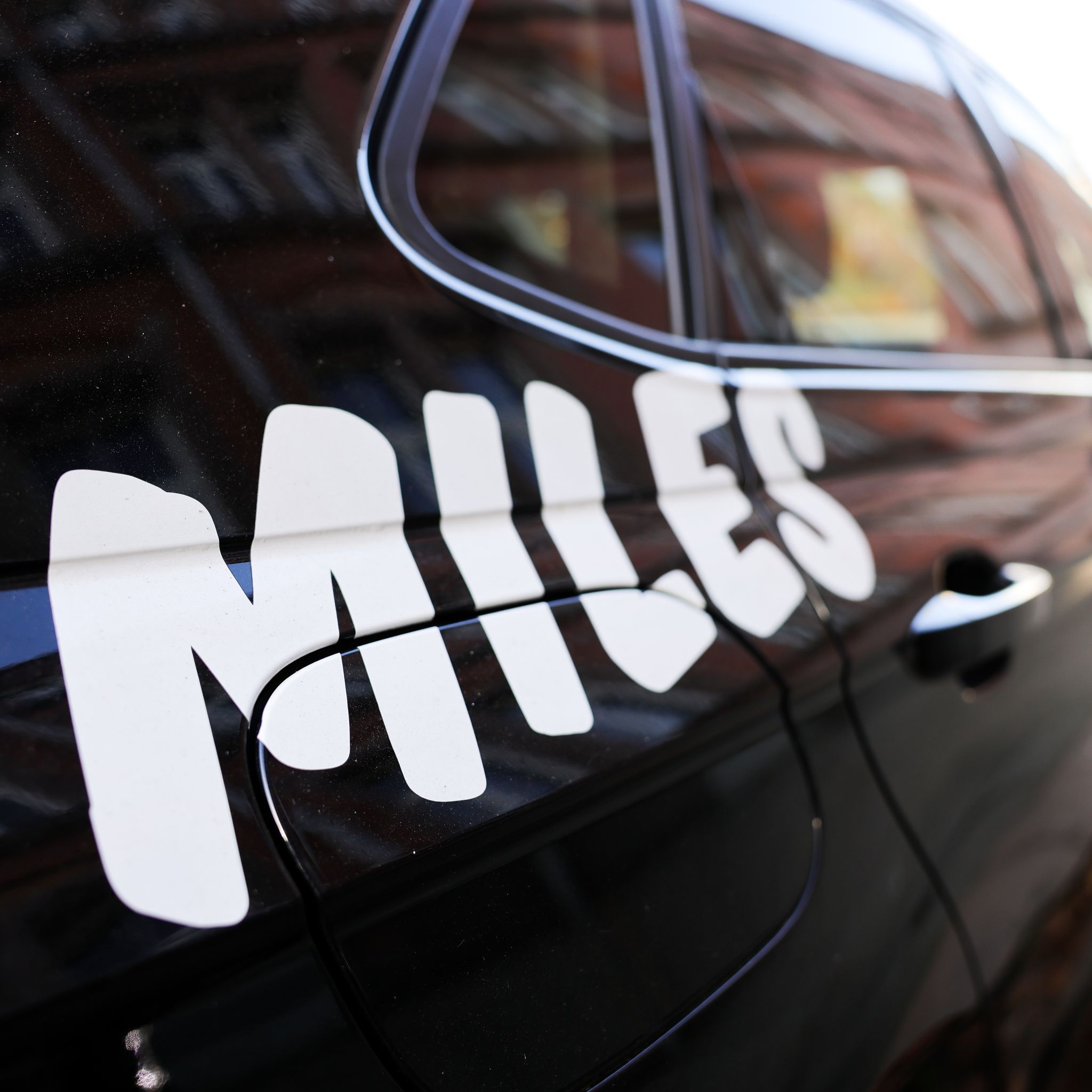 Carsharing-Anbieter Miles übernimmt Weshare von VW