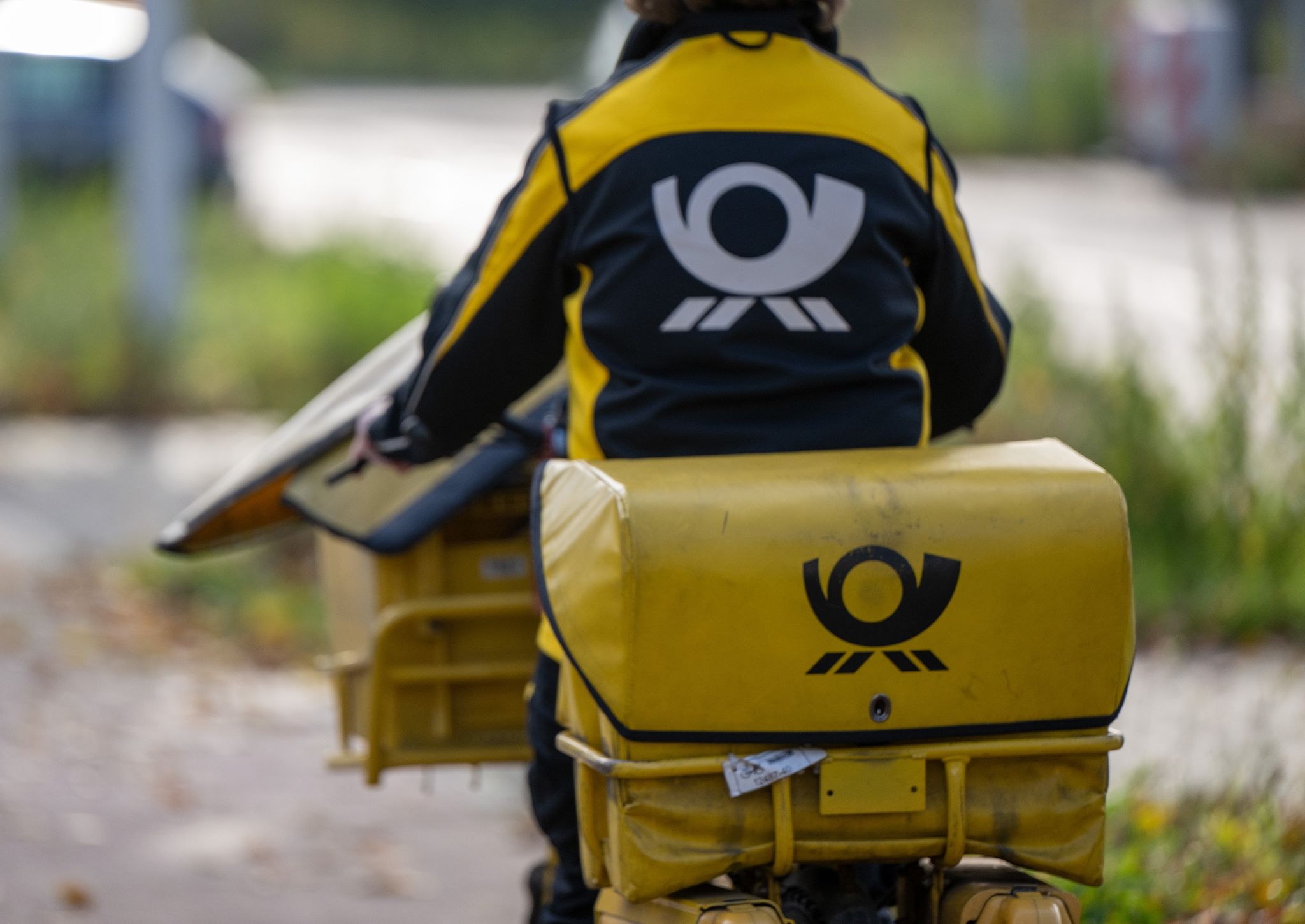 Deutsche Post dämpft Euphorie für 2022