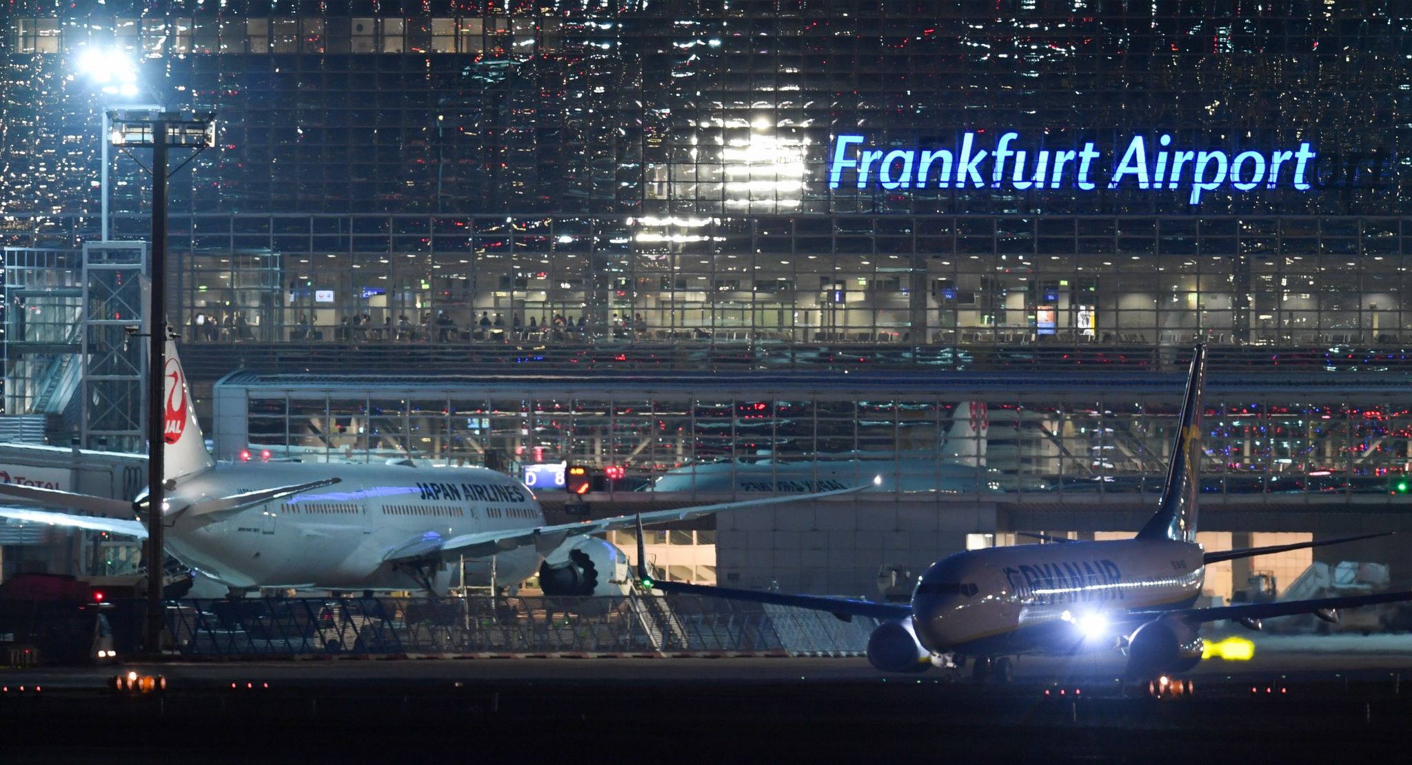 Flughafen auf problematischer Personalsuche