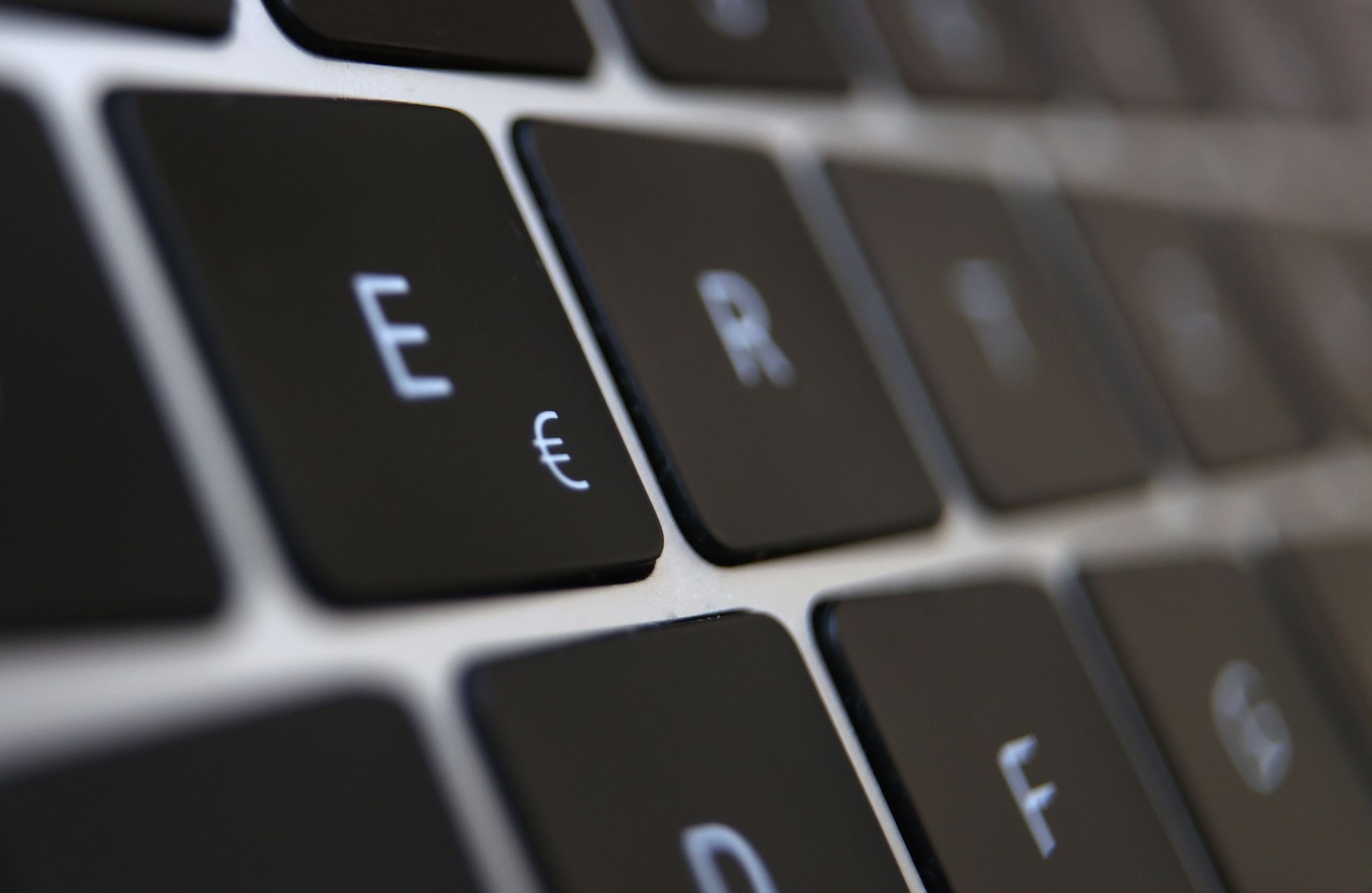 EU stärkt Verbraucherschutz bei Online-Krediten