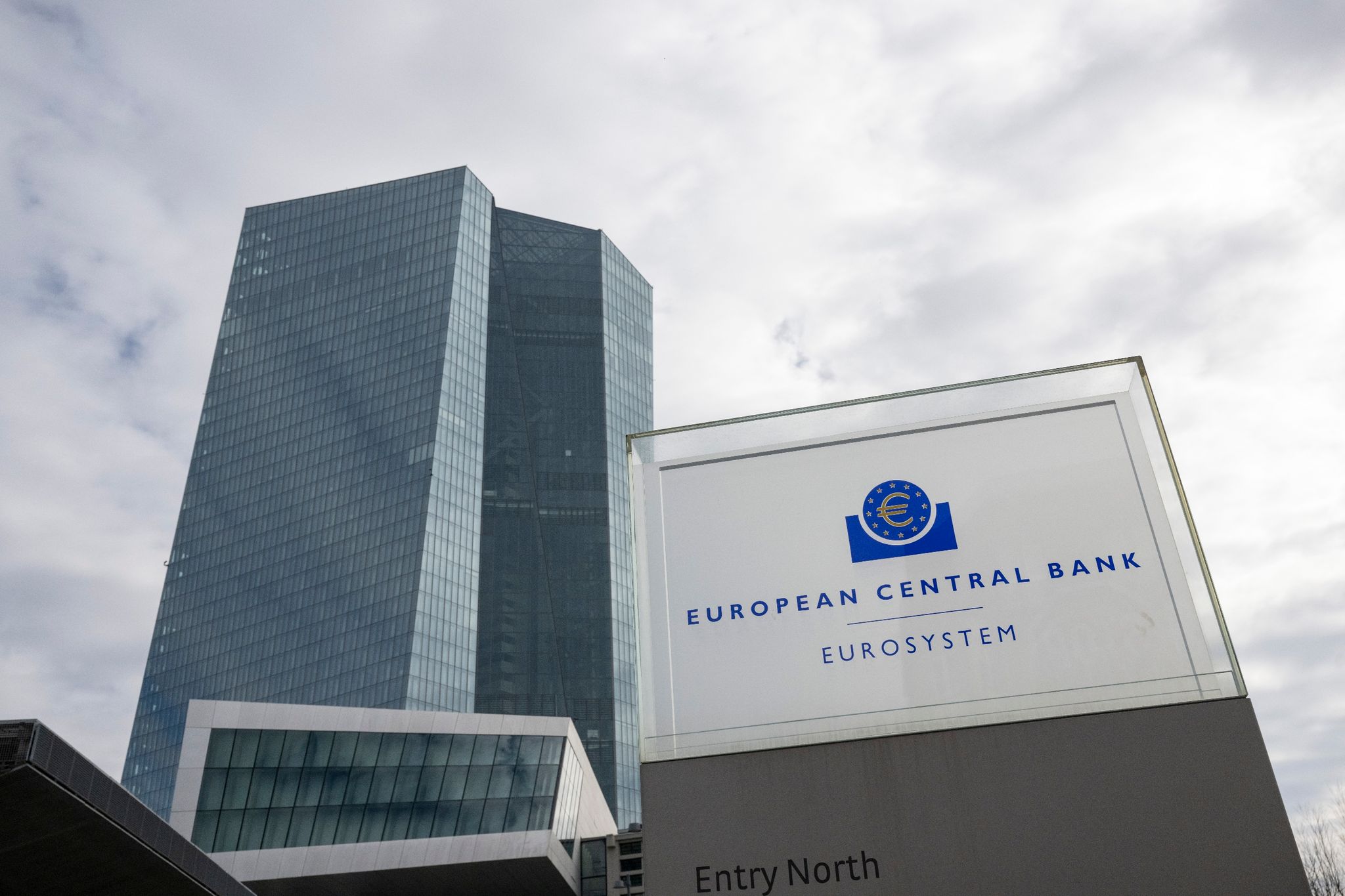 EZB entschlossen im Kampf gegen Inflation