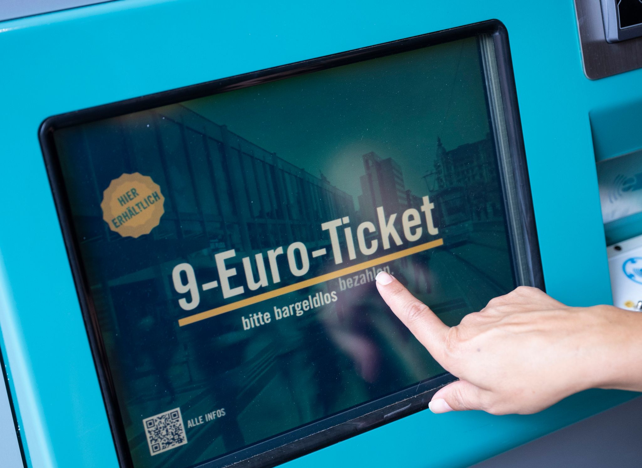 IW-Analyse: Entlastungspakete haben teils überkompensiert