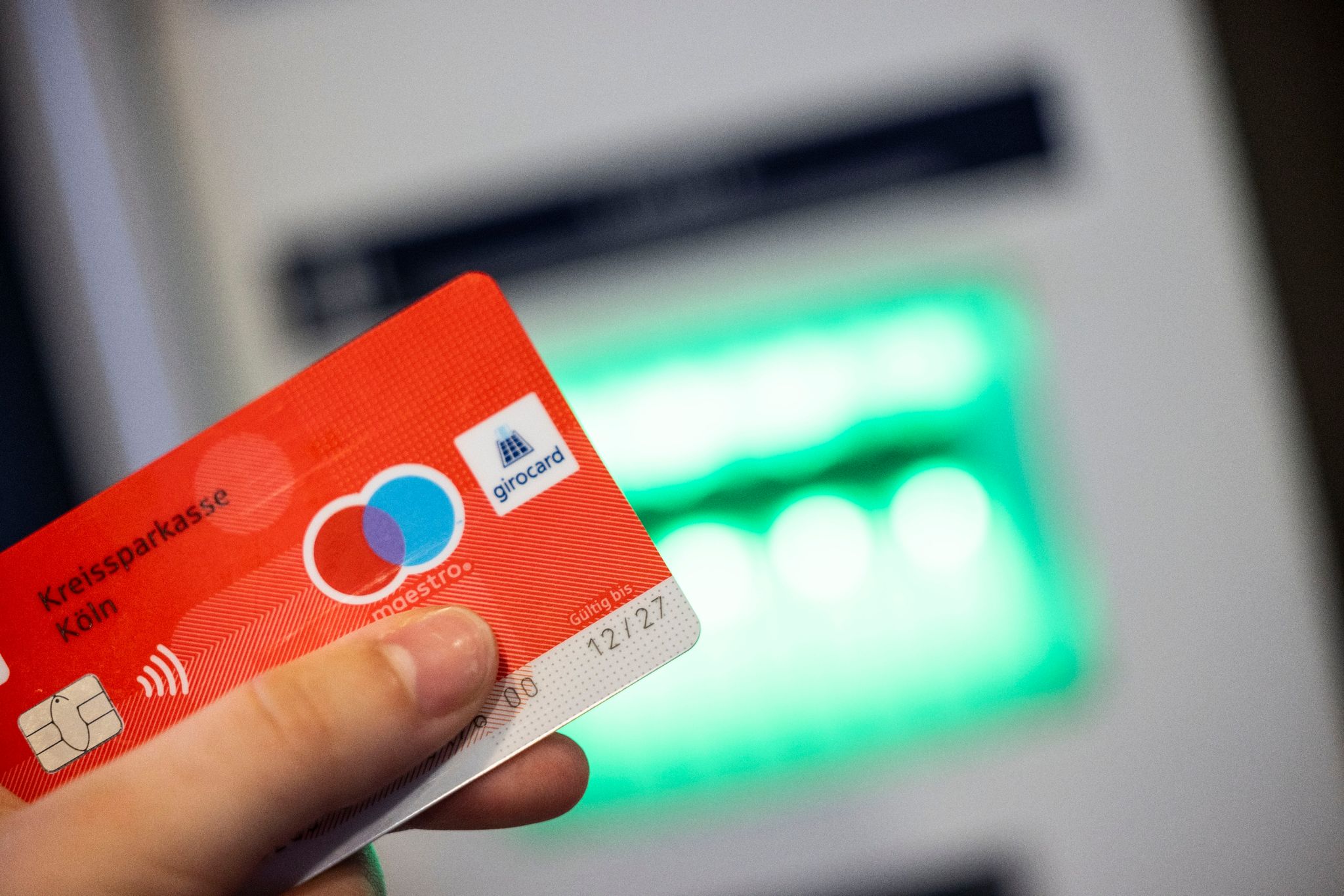 Millionen Karten mit neuer Zahlfunktion ausgegeben