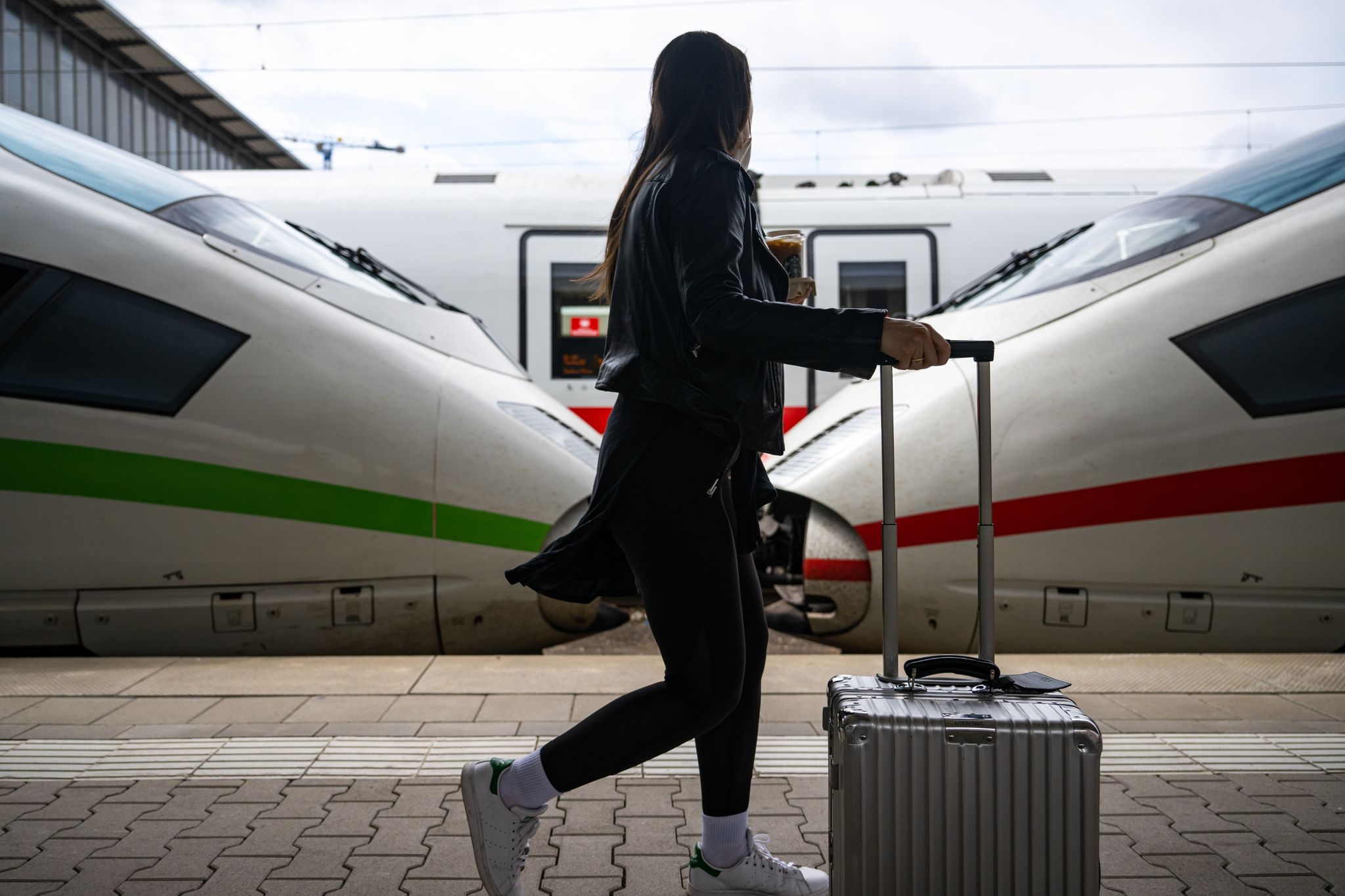 Touristen machen Städtereisen immer öfter mit der Bahn