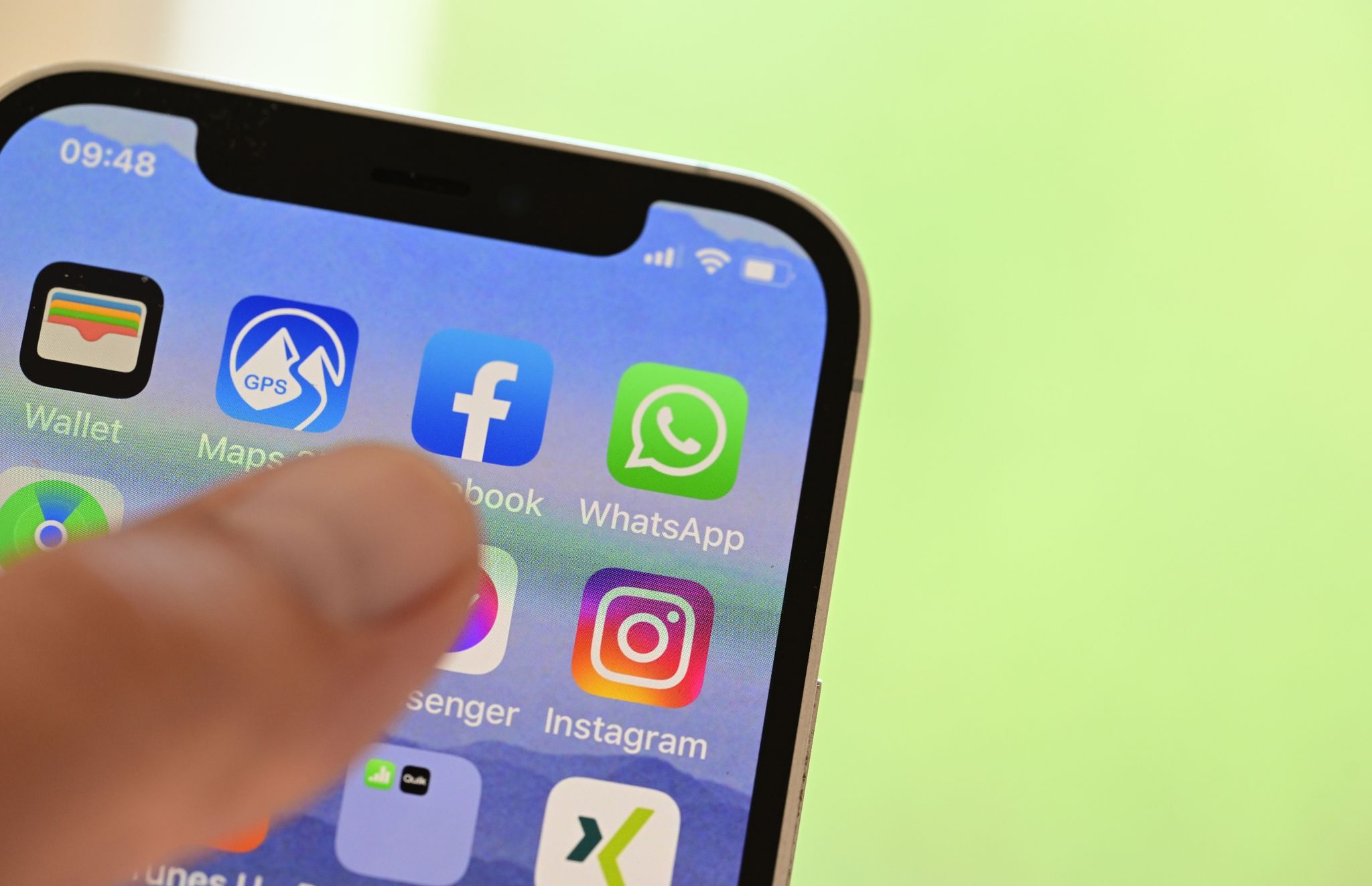 EU nimmt Facebook und Co. an die Leine