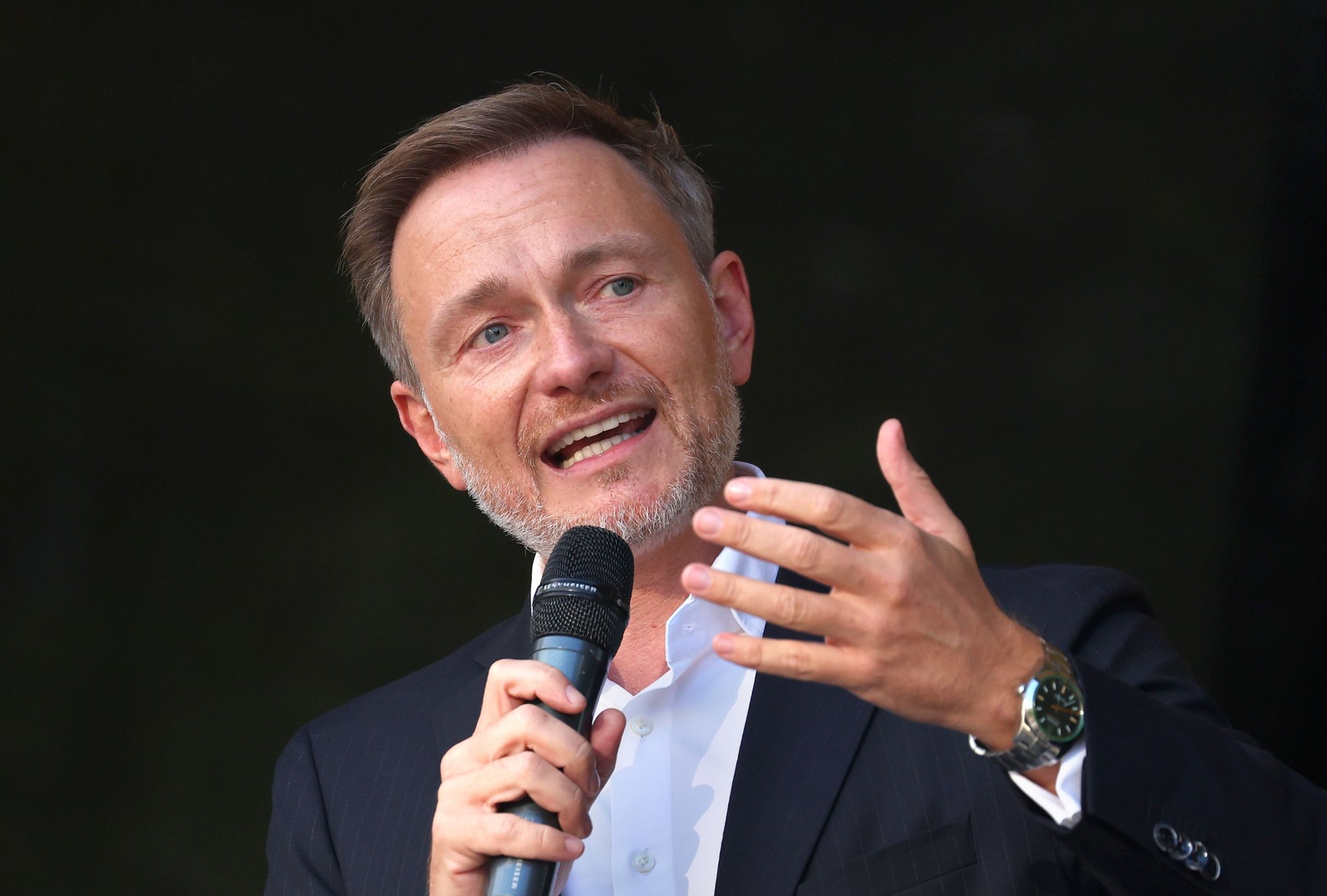 Lindner: «Menschen und Betriebe verdienen Entlastung»