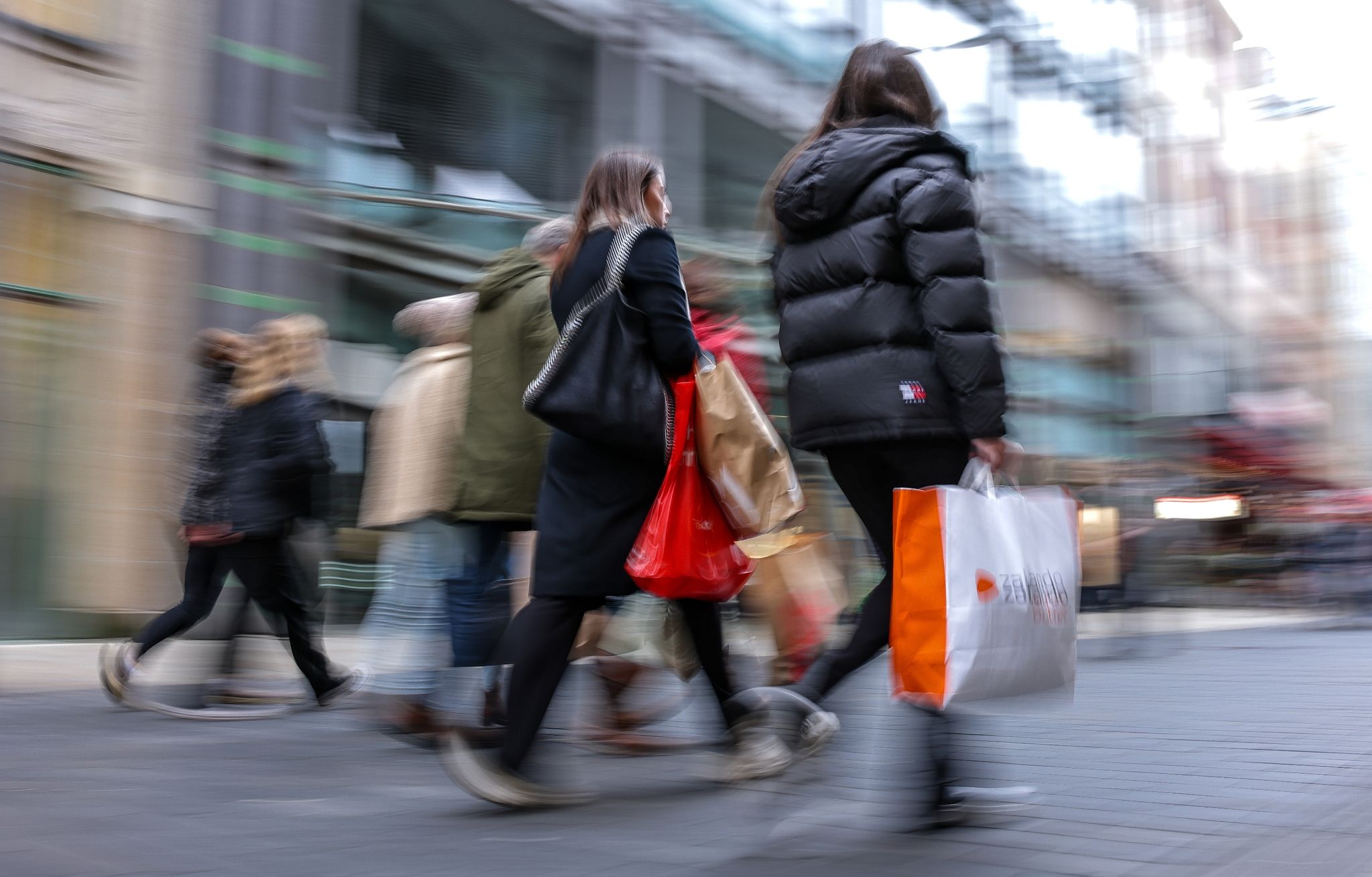 Inflation sinkt auf niedrigsten Stand seit August 2021
