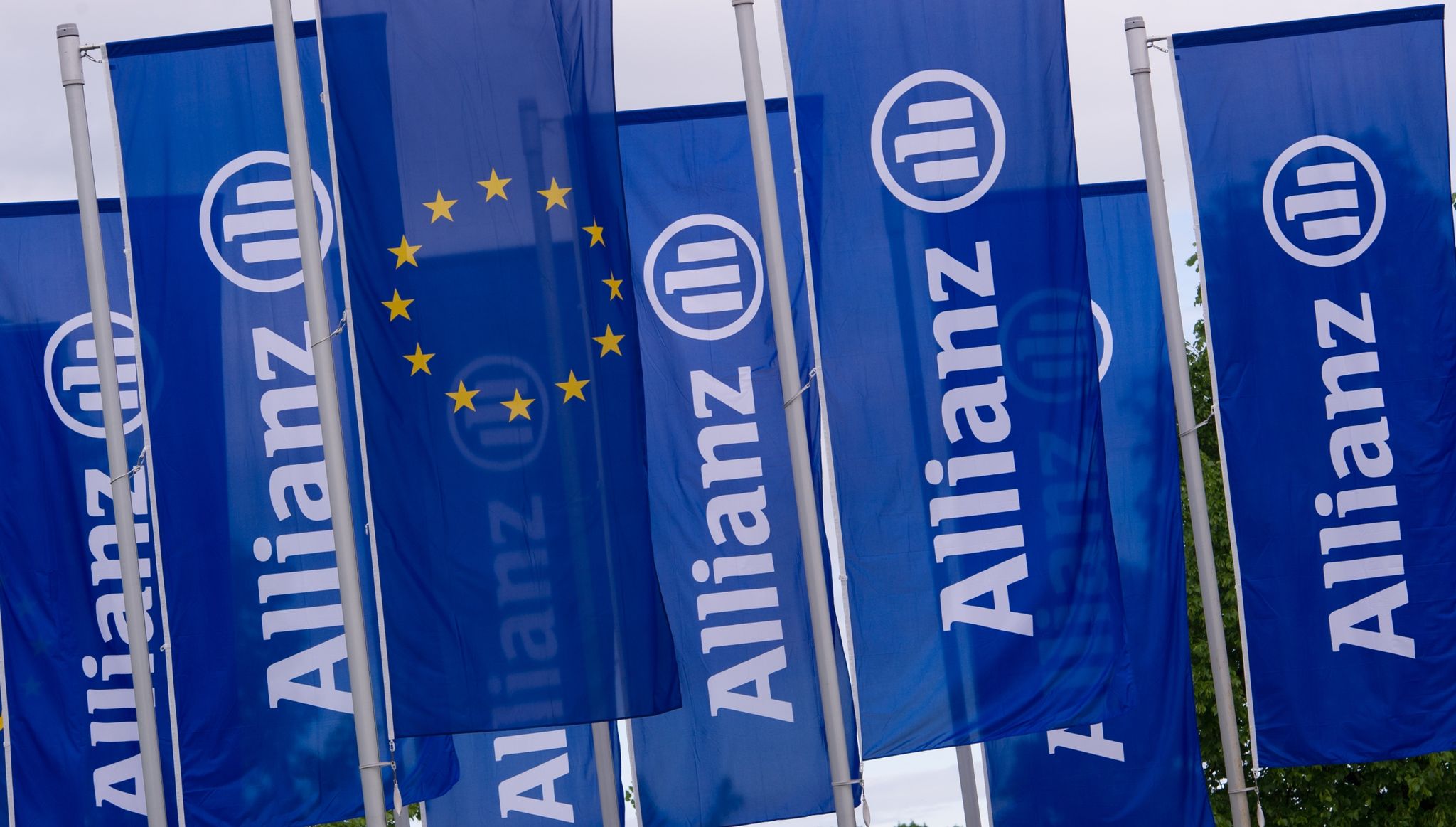 Unwetter in Europa zehren an Allianz-Gewinn
