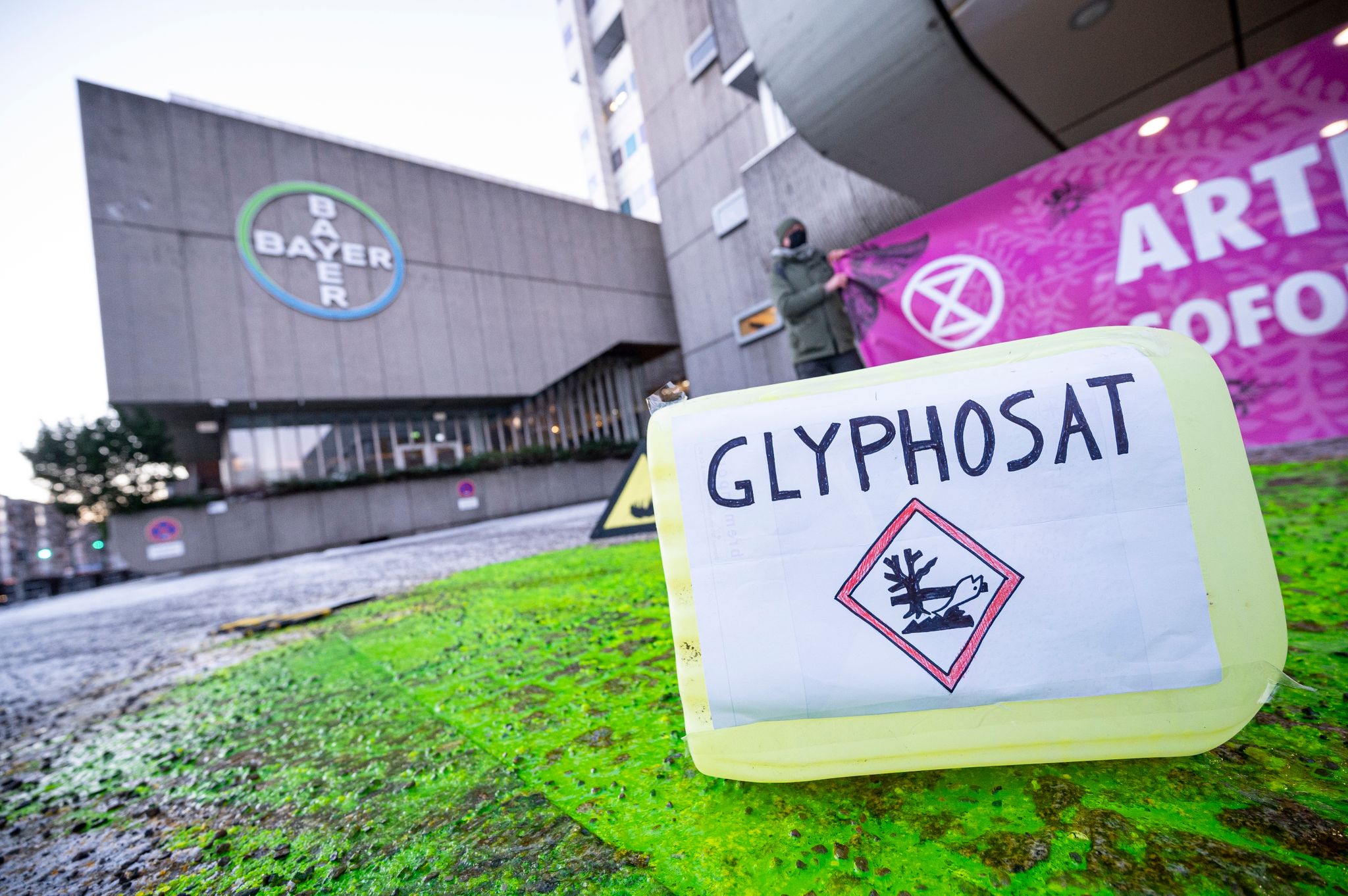 Zehn weitere Jahre – Was es mit Glyphosat auf sich hat