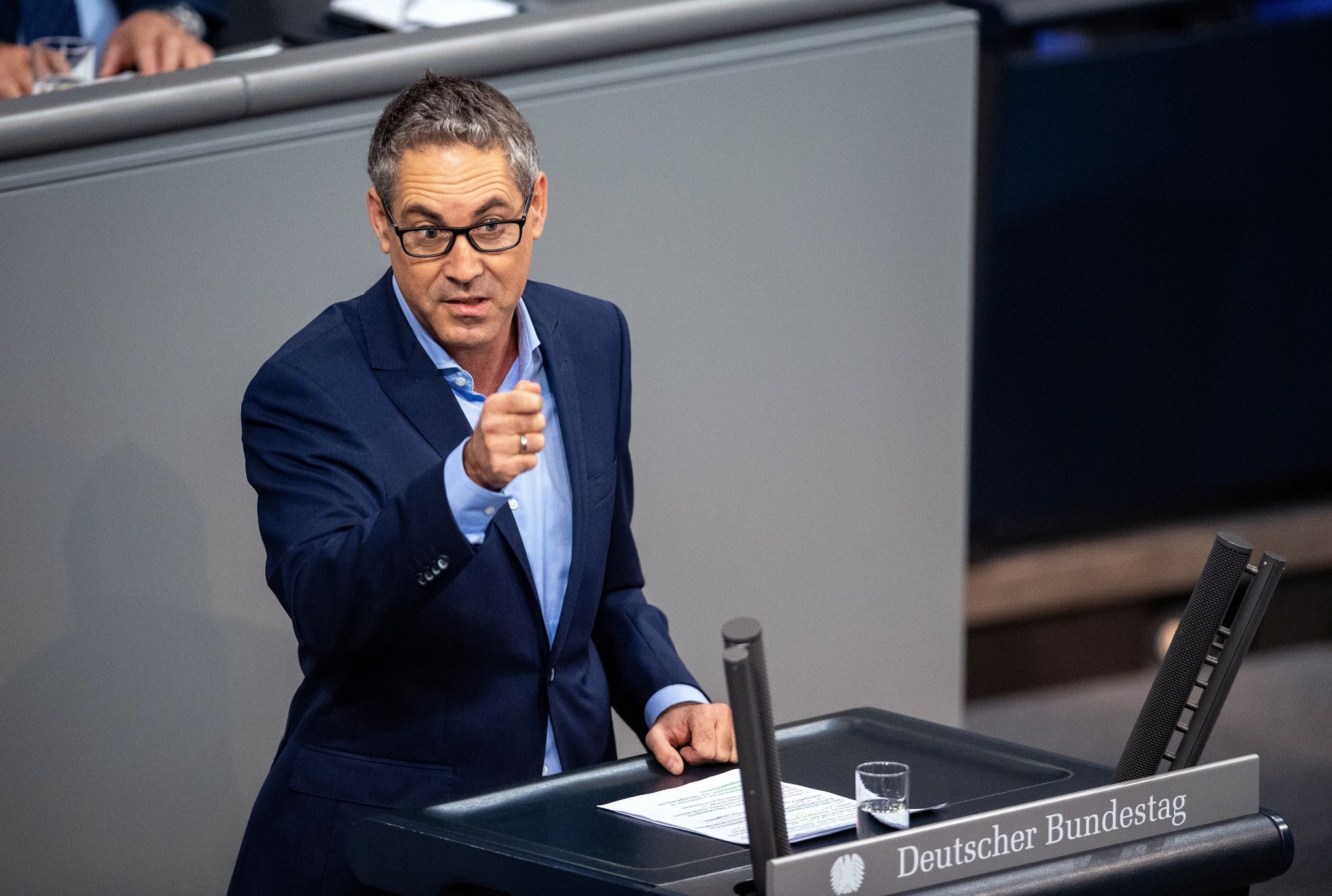 Bundestag beschließt Paket zum Ankurbeln der Wirtschaft