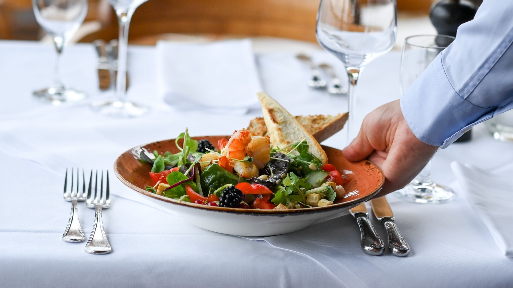 Essengehen im Restaurant könnte noch mal deutlich teurer