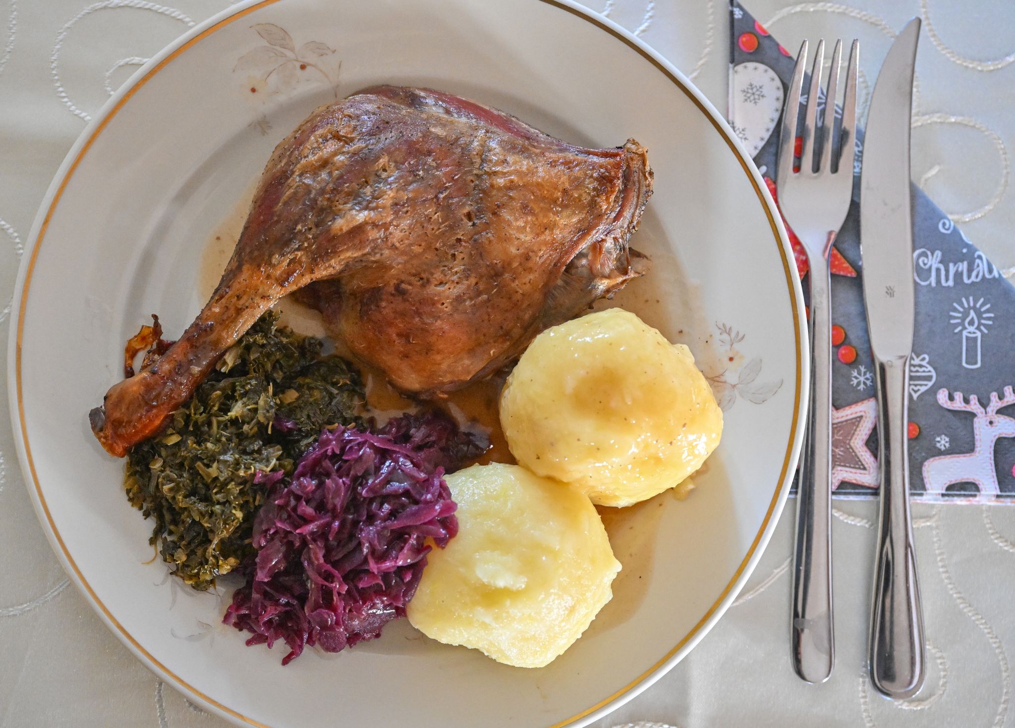 Festtagsbraten durch Vogelgrippe-Anstieg nicht in Gefahr