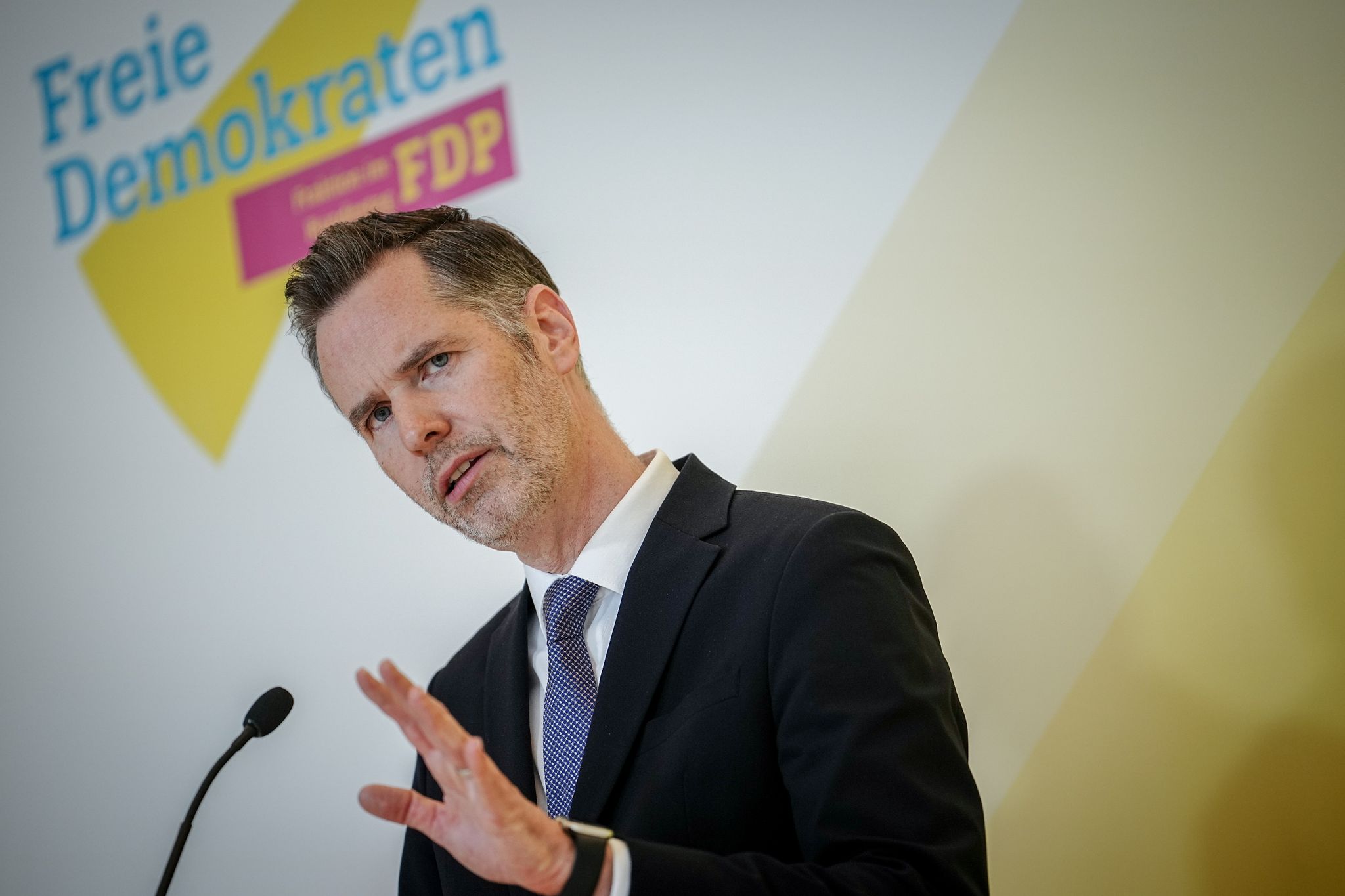 Dürr: Starke Belastung der Landwirte nicht zustimmungsfähig