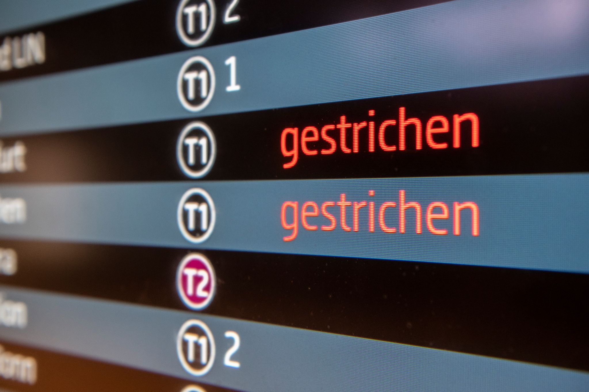Mehr Schlichtungsfälle wegen Ärger um Flüge und Bahn