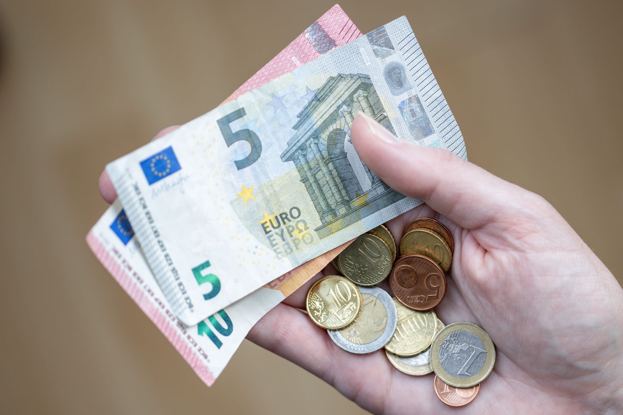 Verbraucher in der Preisfalle? Inflation sinkt nur langsam