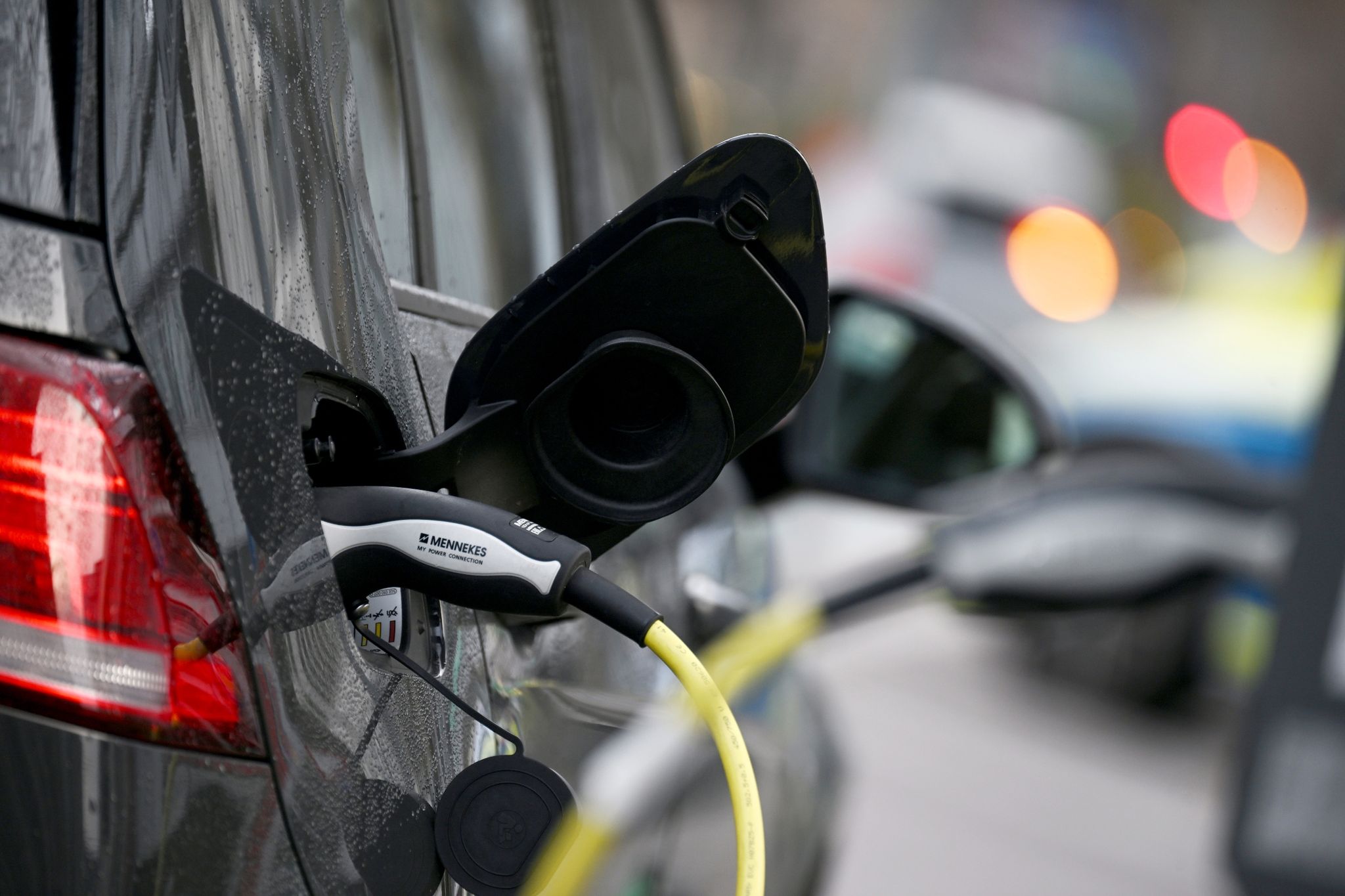 Hertz legt Rückwärtsgang bei Elektroauto-Flotte ein