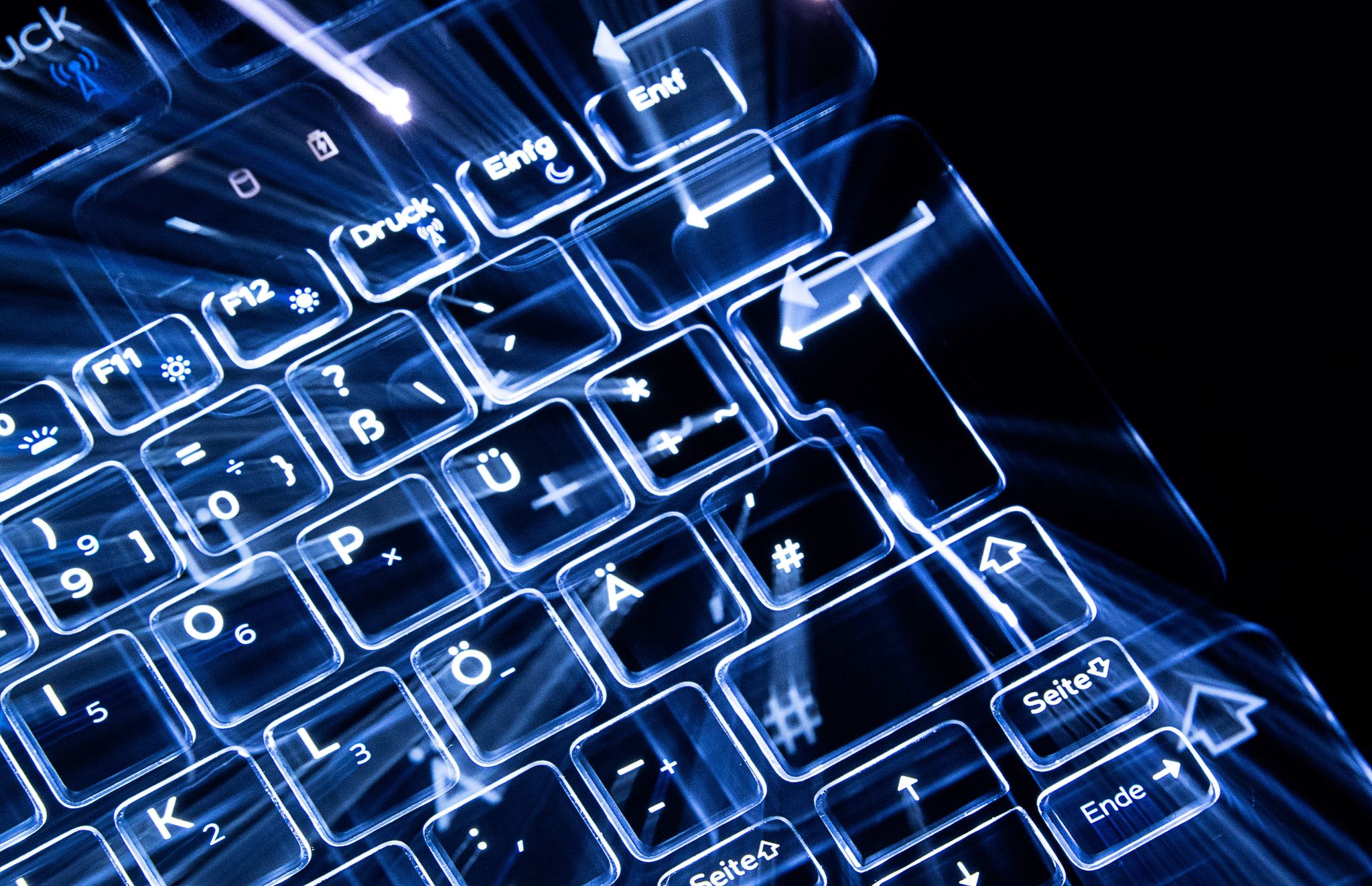 Risikobarometer: Unternehmen haben größte Angst vor Hackern