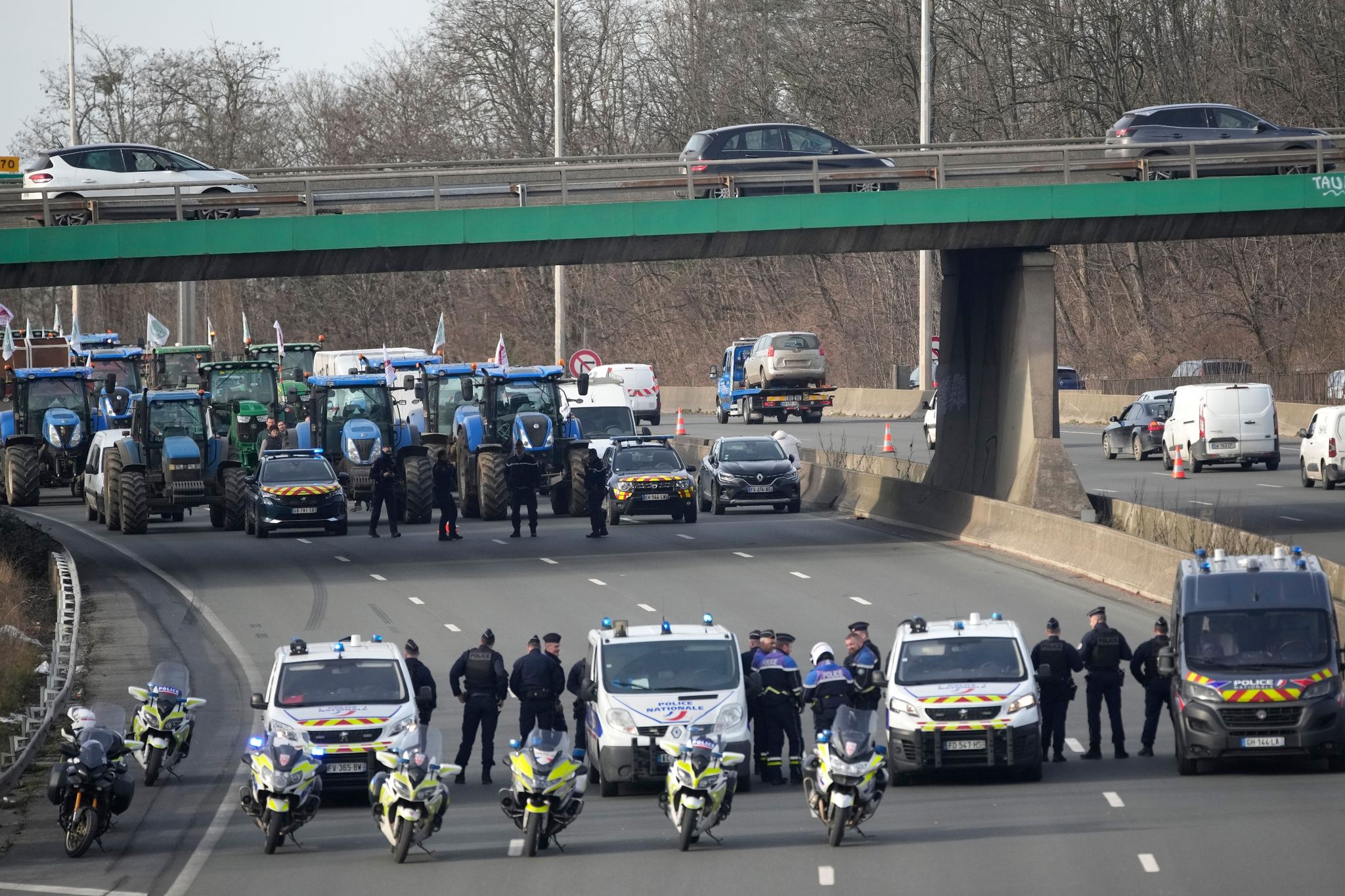 Landwirte in Frankreich starten Blockade rund um Paris