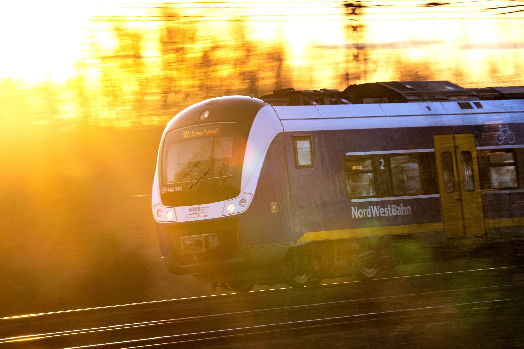 ADAC-Umfrage: Hier sind Bahn- und Busfahrer meist zufrieden