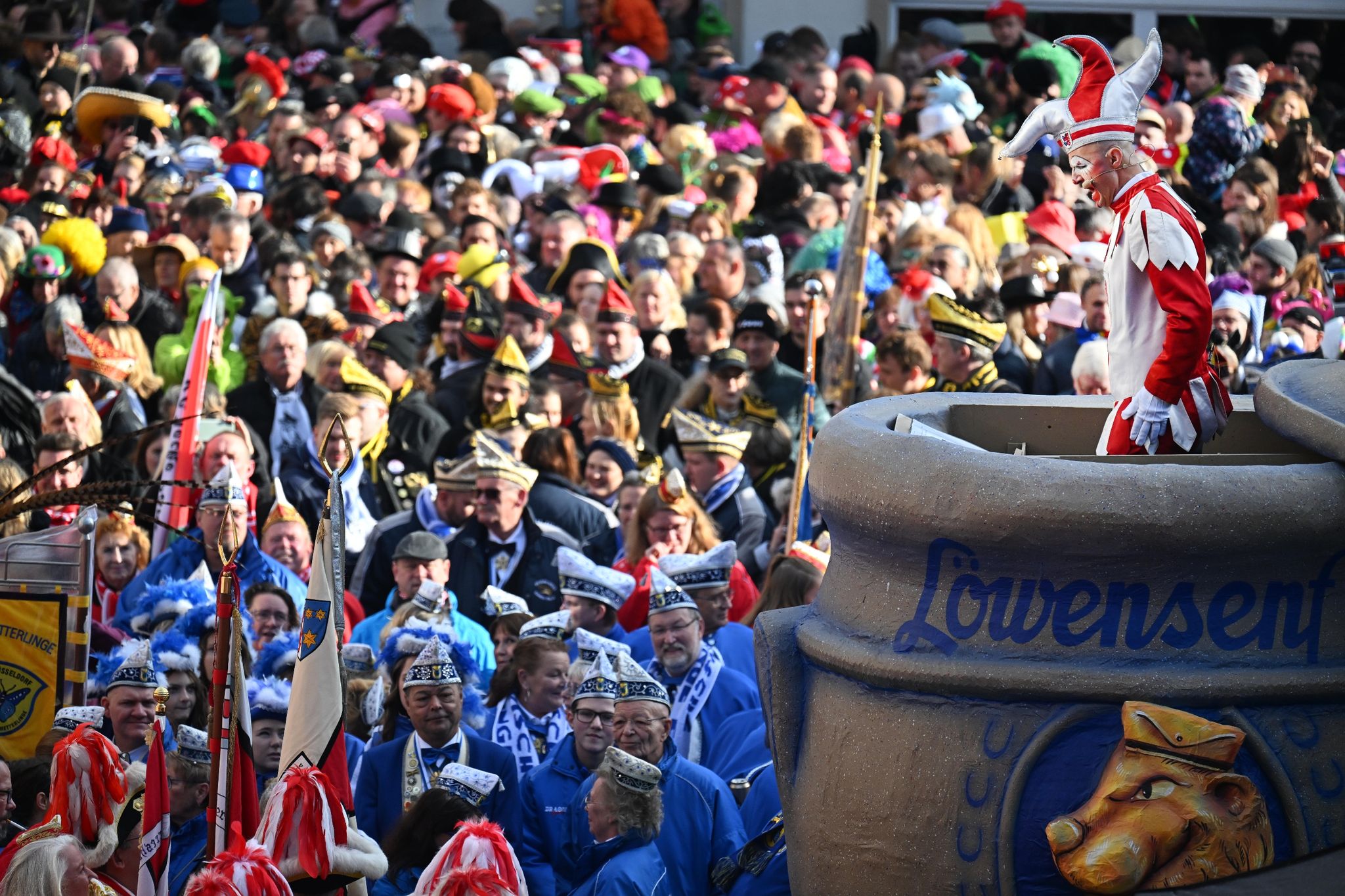 Wie Karneval der Wirtschaft zugutekommt