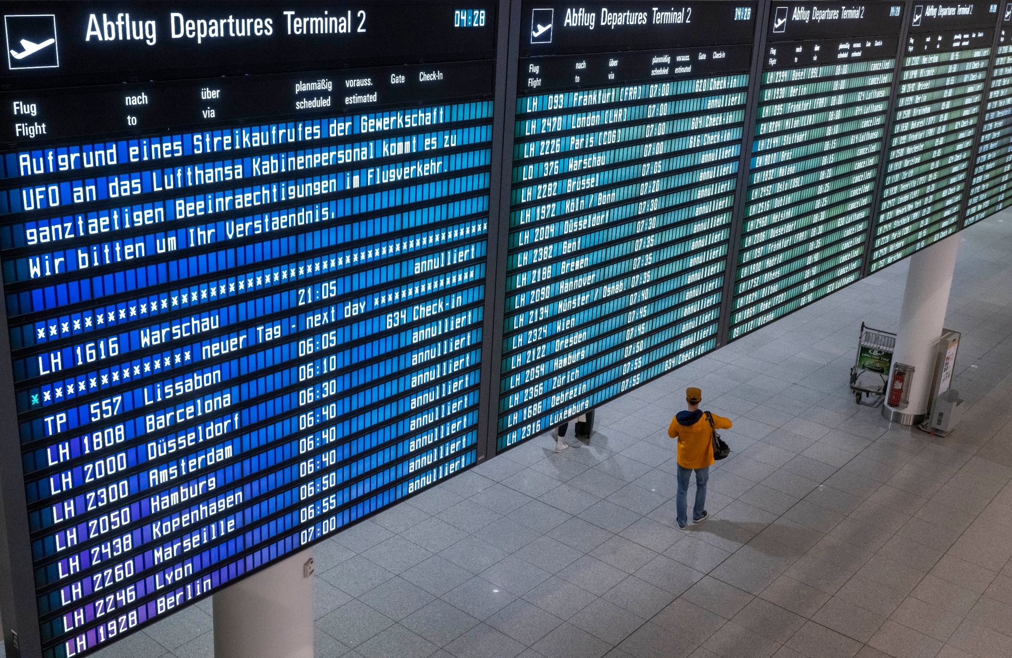 Ausfälle erwartet: Weitere Streiks der Luftsicherheitskräfte