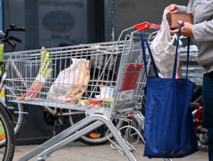 Energiepreise sinken kaum noch – Lebensmittel werden teurer