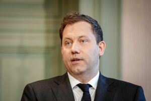 Internationale Gespräche über kritische Rohstoffe