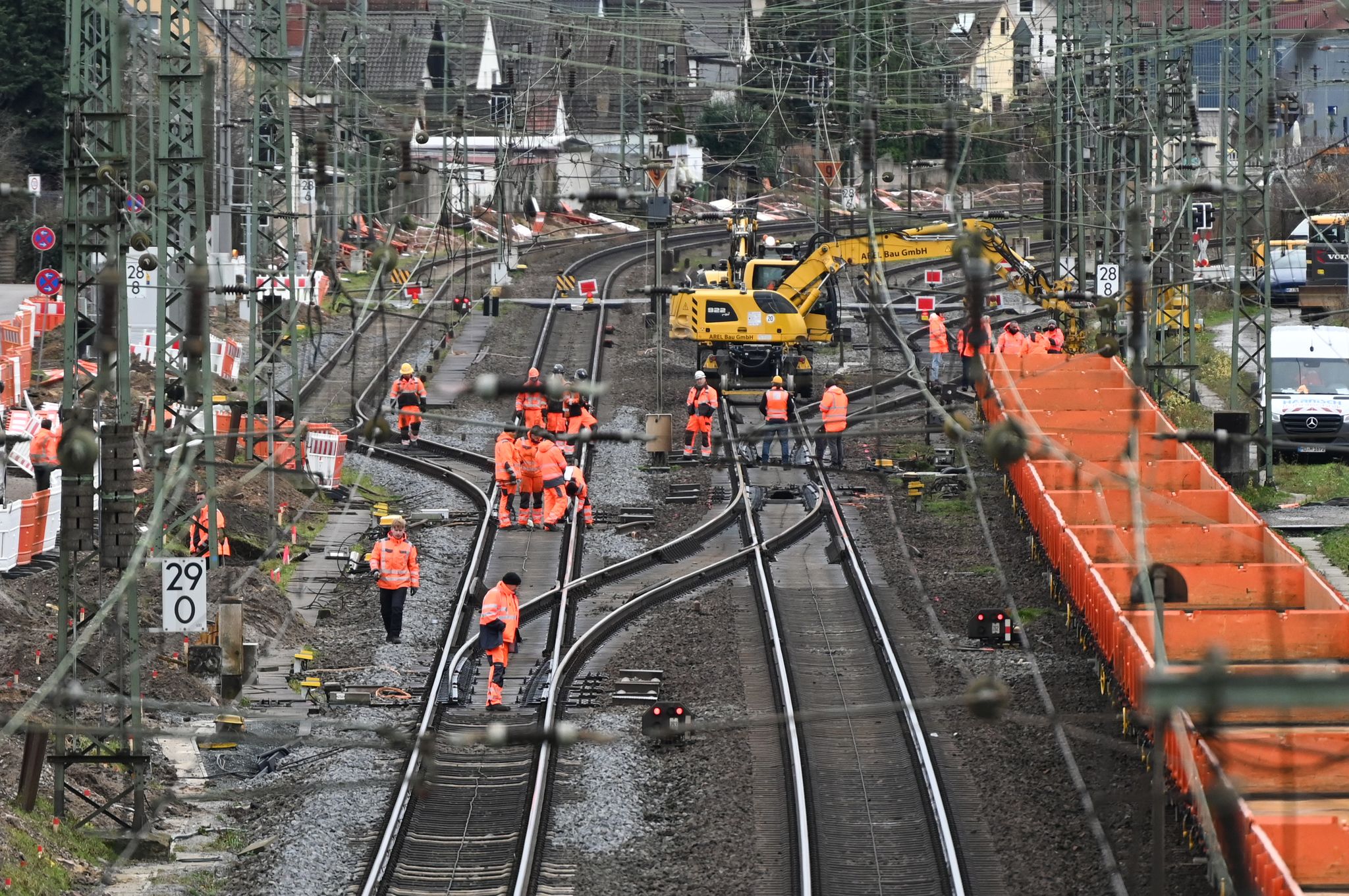 Zugverkehr nach Sanierung stabiler, aber nicht störungsfrei