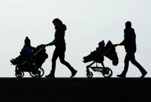 Eltern geben etwas weniger für Babyausstattung aus